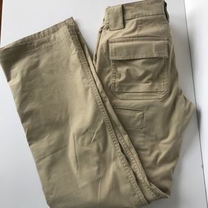 Women’s UnderArmour “Storm” Tactical Pants, Sz 4